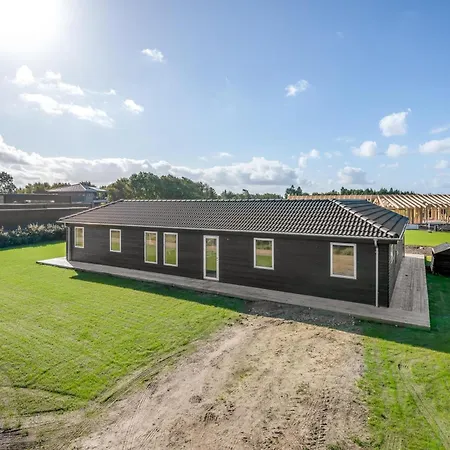 Feriehus Beautiful Built In 2026 With Activity And Outdoor Sauna Stavning